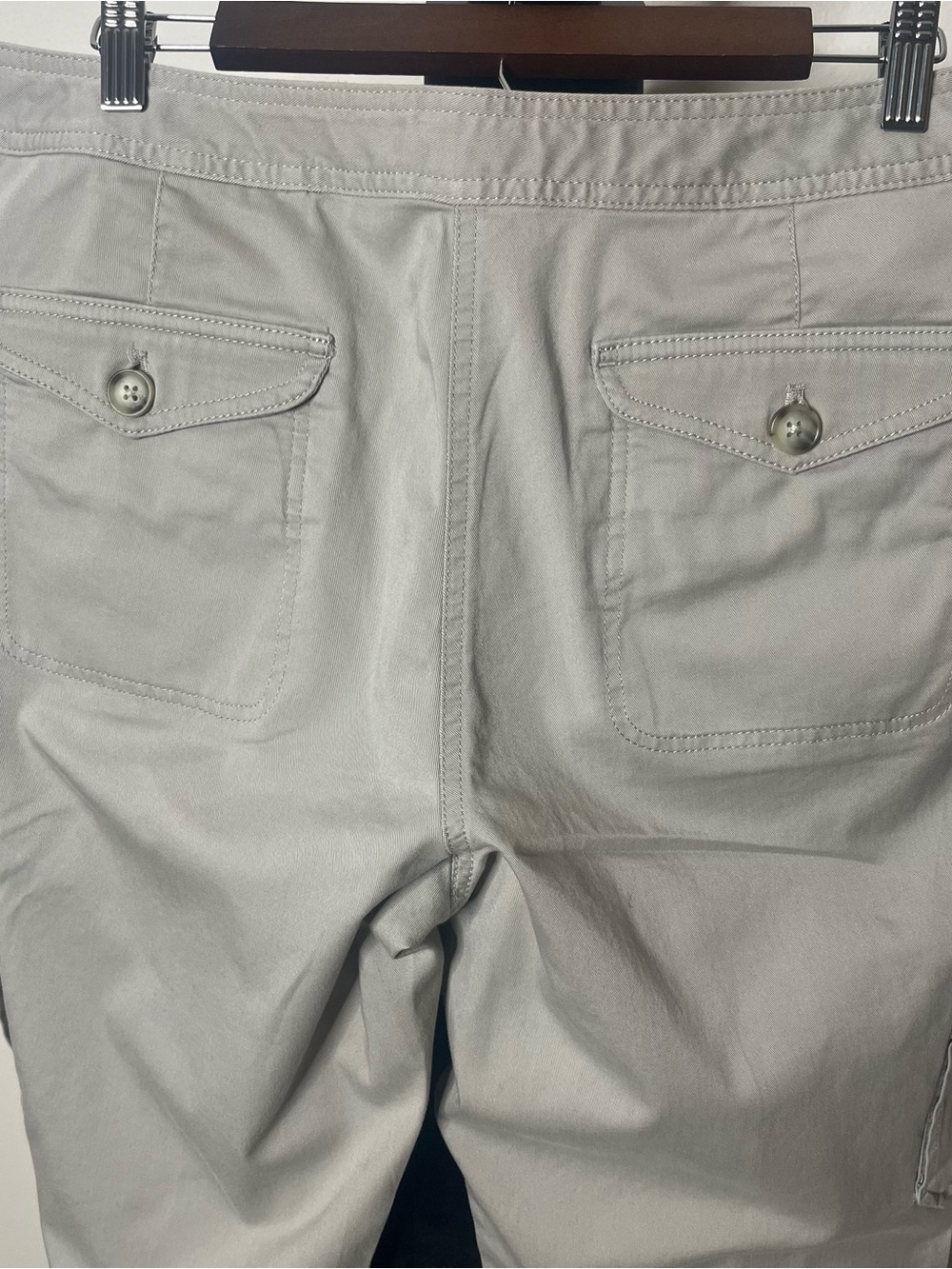 L.L.‎ Bean Women’s Favorite Fit Khaki High Rise Roll Tab Cargo Pants Sz 14 - Picture 6 of 10